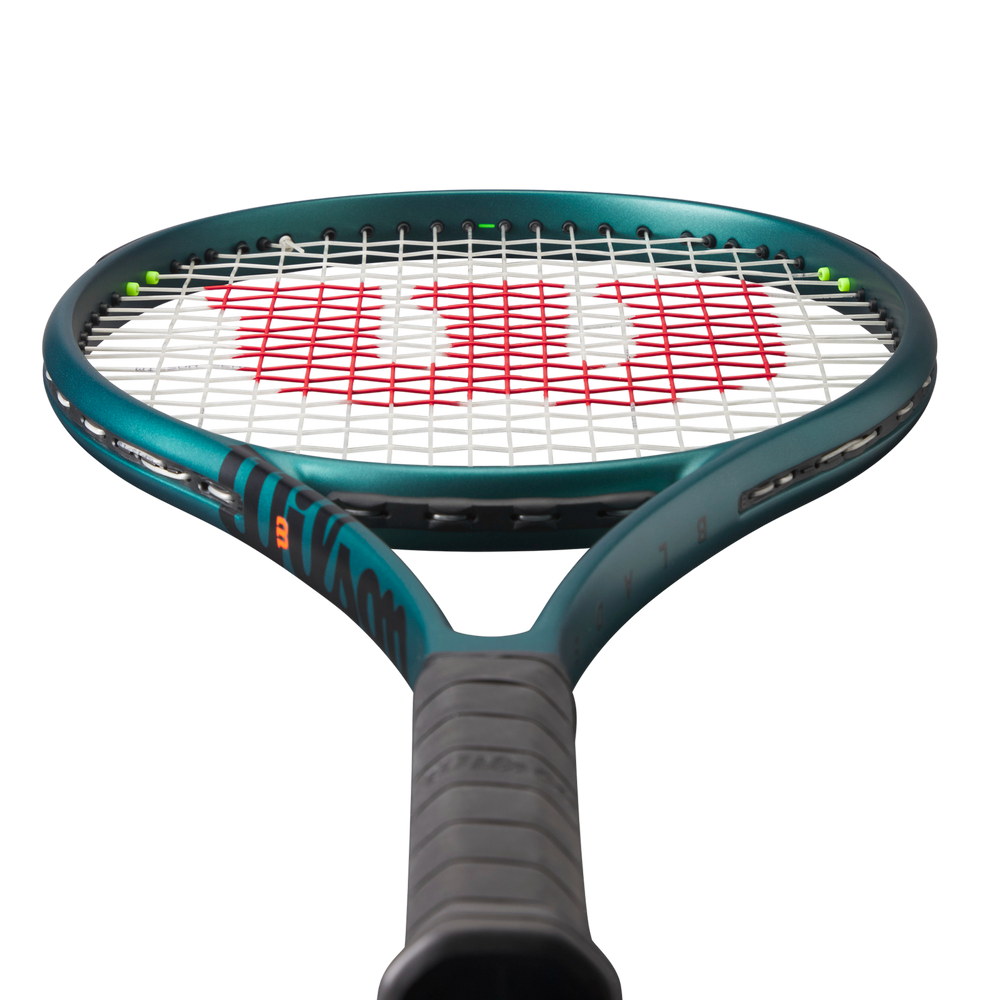 Blade 101L V9 Tennis Racket