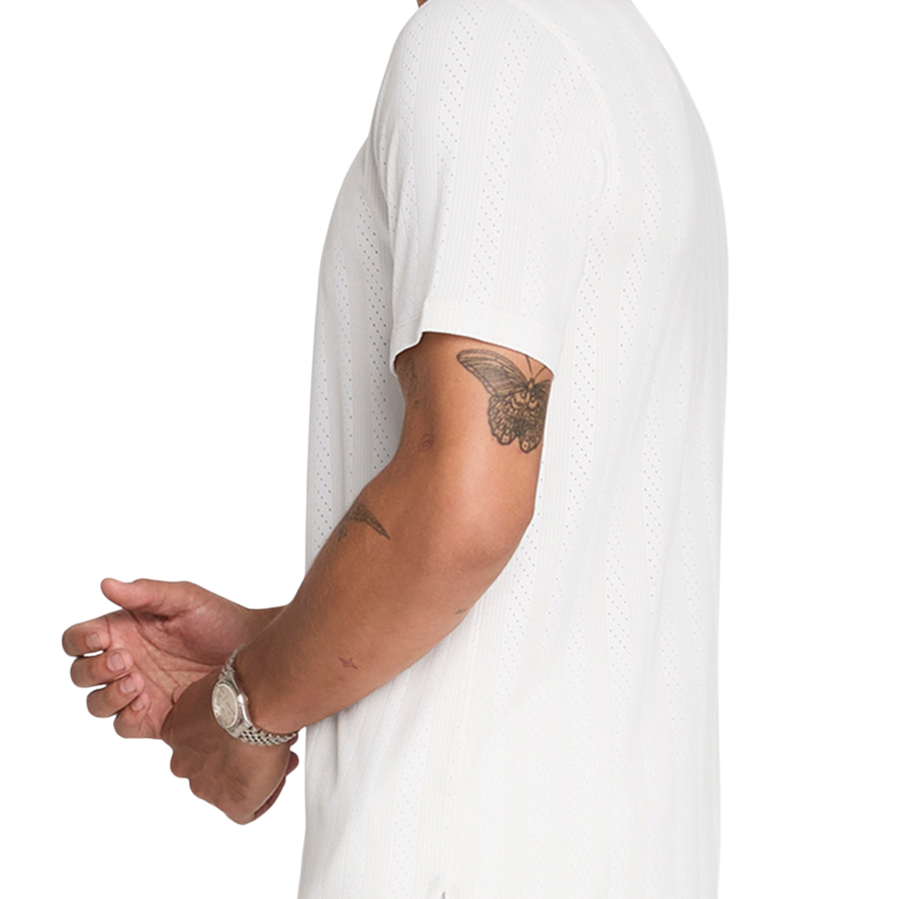 Wilson Men's Game Point Seamless Tee in Bright White with lightweight seamless design
