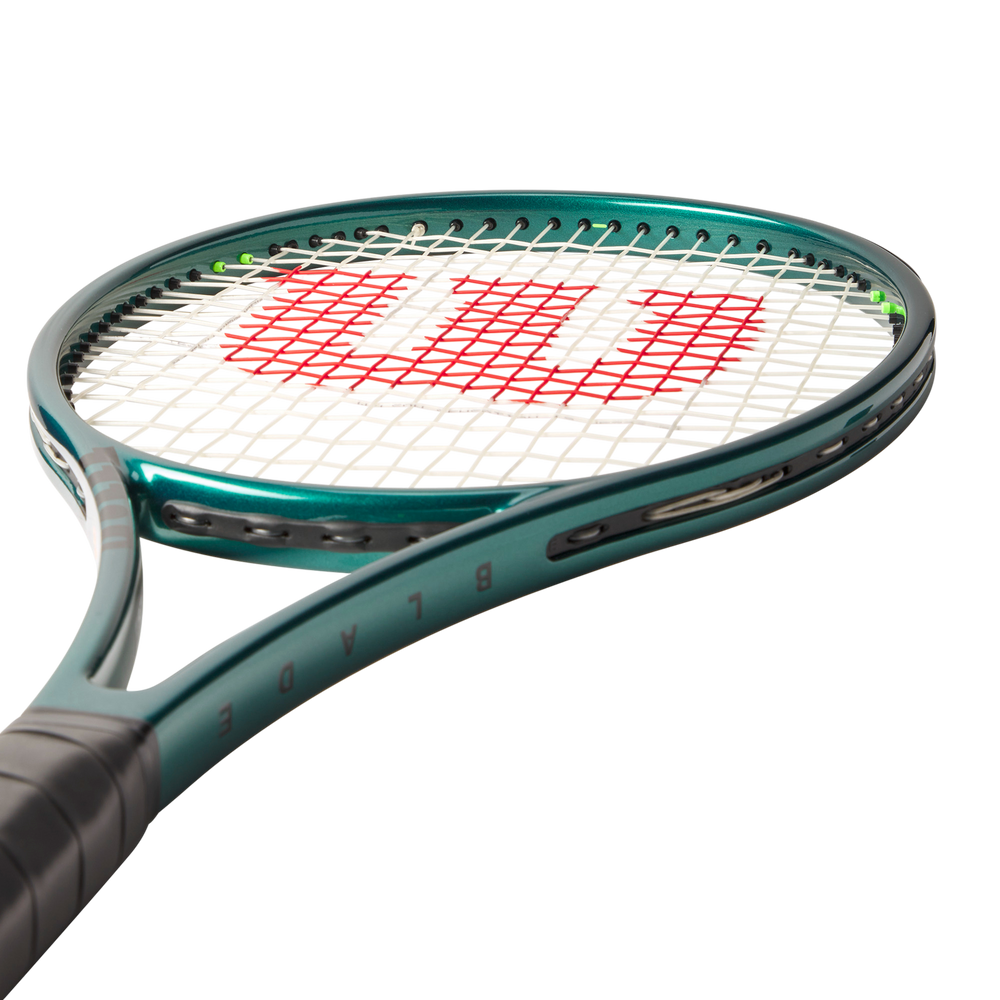 Blade Pro 98 (18x20) V9 Tennis Racket Frame
